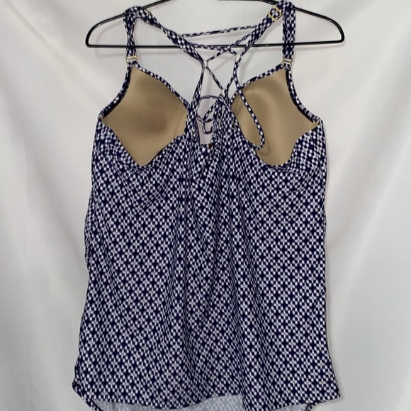 SWIM BY CACIQUE Women's Blue Geo Patterned Swim Top.TRUE BUILT IN BRA SIZE 44DD - Picture 12 of 12